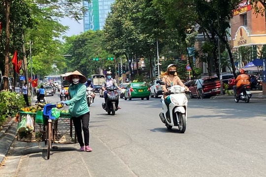 Bắc Bộ ngày nắng, chiều tối và đêm có mưa dông rải rác