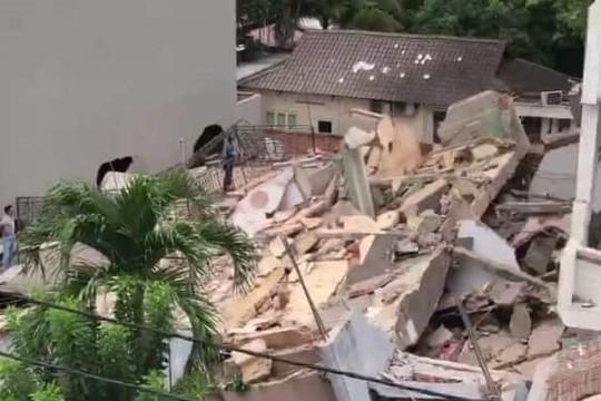 Thành phố Hồ Chí Minh: Khẩn trương cứu hộ vụ sập nhà dân ở quận Bình Thạnh