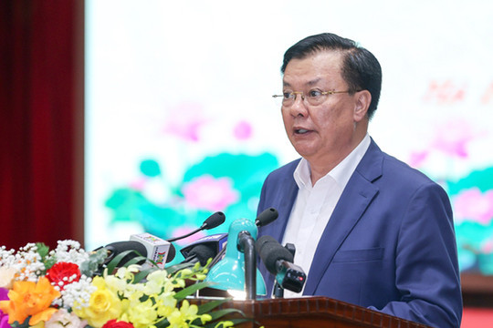 Bí thư Thành ủy Đinh Tiến Dũng dẫn đầu Đoàn đại biểu cấp cao thành phố Hà Nội thăm, làm việc tại Trung Quốc