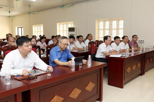 Đại học Quốc gia Hà Nội đã chuyển hầu hết các khoa lên cơ sở Hòa Lạc