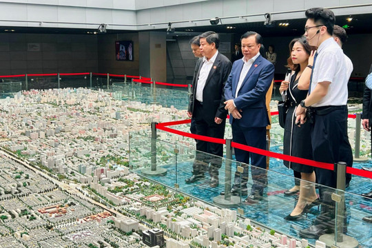 Đoàn đại biểu thành phố Hà Nội tham quan một số mô hình quản lý, phát triển đô thị tại Bắc Kinh (Trung Quốc)