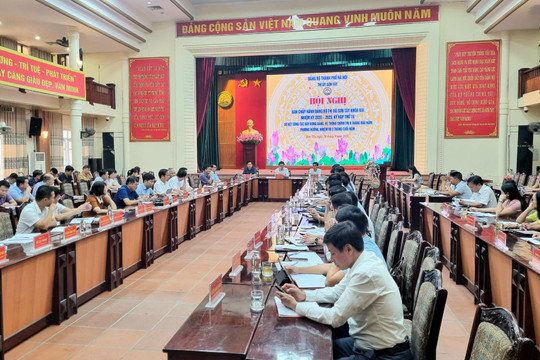 Thị ủy Sơn Tây sơ kết công tác xây dựng Đảng