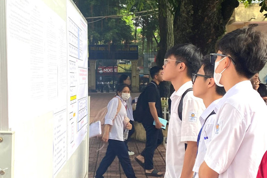 Gần 4.000 học sinh Hà Nội thi chọn học sinh giỏi lớp 12