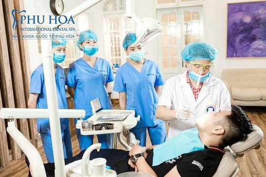 Trải nghiệm niềng răng Invisalign không đau đớn tại Nha khoa quốc tế Phú Hòa