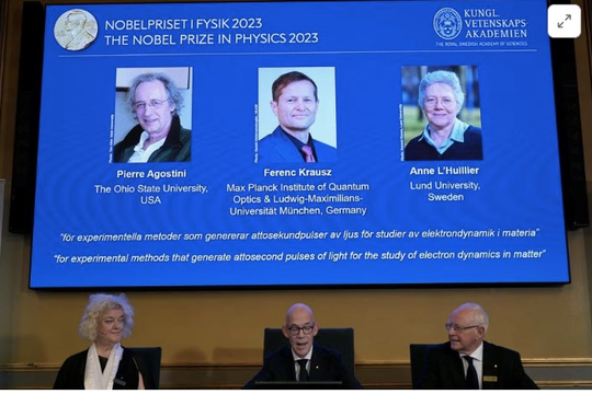 Giải Nobel Vật lý năm 2023 vinh danh ba nhà khoa học Agostini, Krausz và L'Huillier