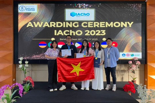 Học sinh Hà Nội giành 2 Huy chương vàng Olympic hóa học ứng dụng quốc tế