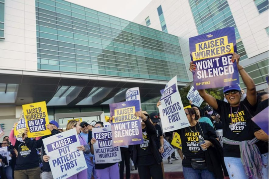 Mỹ: Nhân viên y tế ngừng đình công, đồng ý nối lại đàm phán