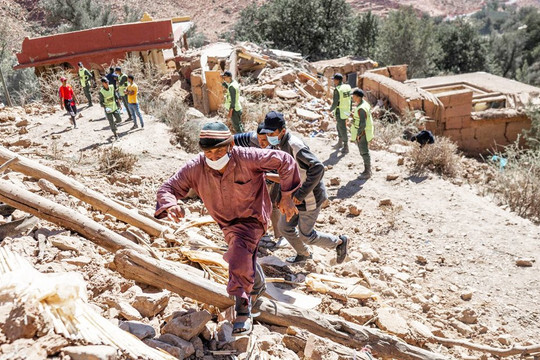 Thảm họa động đất tại Afghanistan: Cấp bách chung tay khắc phục hậu quả