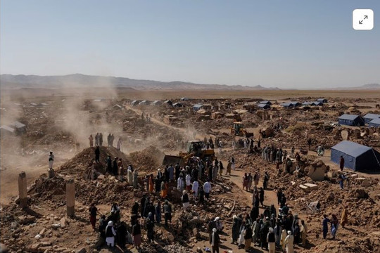 Afghanistan thêm trận động đất mới, hàng trăm ngôi nhà bị phá hủy