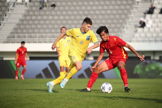 U18 Việt Nam thua ngược U18 Ukraine 2-3