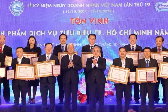 TP Hồ Chí Minh: Tôn vinh 100 sản phẩm, dịch vụ tiêu biểu