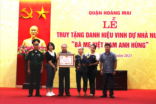 Truy tặng danh hiệu “Bà mẹ Việt Nam Anh hùng” cho mẹ Bùi Thị Xuýt