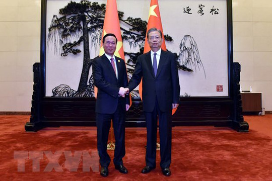 Chủ tịch nước Võ Văn Thưởng hội kiến Ủy viên trưởng Nhân đại toàn quốc Trung Quốc Triệu Lạc Tế