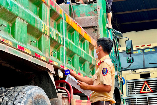 TP Hồ Chí Minh: Tước Giấy phép lái xe 17.218 trường hợp vi phạm