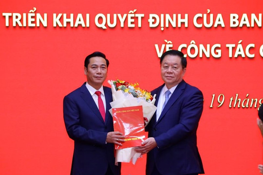 Trao Quyết định bổ nhiệm Tổng Biên tập Báo điện tử Đảng Cộng sản Việt Nam