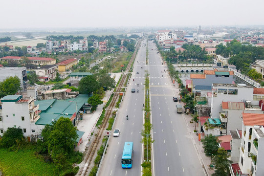 Bí thư Huyện ủy Phú Xuyên Nguyễn Xuân Thanh: Đa dạng hóa nguồn lực phát triển hạ tầng giao thông