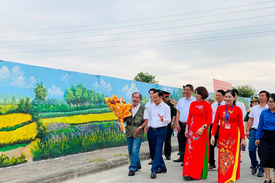 Sôi nổi các hoạt động ở cơ sở kỷ niệm 20 năm thành lập quận Long Biên