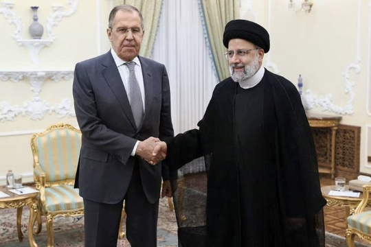 Nga, Iran tăng cường quan hệ trong bầu không khí “tin cậy”