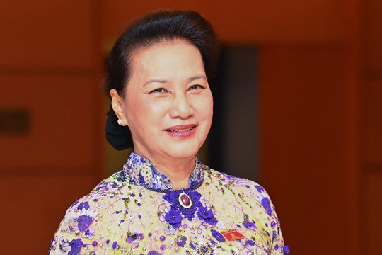 Nguyên Chủ tịch Quốc hội Nguyễn Thị Kim Ngân được trao Huân chương cao quý của Nhật Bản