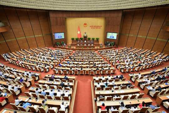 Quốc hội biểu quyết kế hoạch phát triển kinh tế - xã hội năm 2024