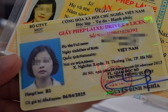 Hà Nội ủy quyền cho UBND cấp huyện làm thủ tục cấp đổi, cấp lại giấy phép lái xe