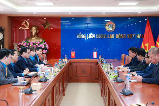 Lãnh đạo Tổng Liên đoàn Lao động Việt Nam làm việc với Đoàn đại biểu cấp cao Đảng Cộng sản Peru