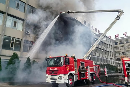 Trung Quốc điều tra vụ cháy văn phòng công ty than