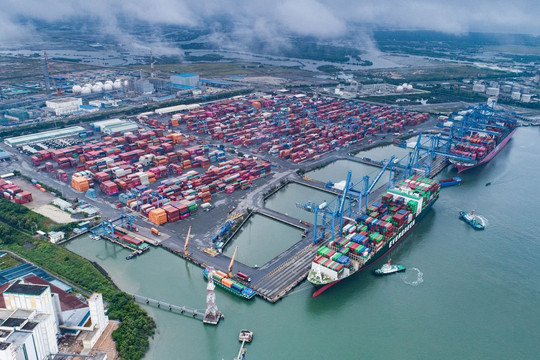 Phát huy tối đa tiềm năng, lợi thế cụm cảng biển tại Bà Rịa - Vũng Tàu