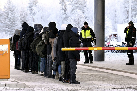 Nga tăng cường an ninh sau khi Phần Lan tuyên bố đóng cửa biên giới
