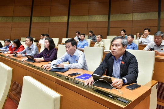 Quốc hội biểu quyết thông qua Luật Viễn thông (sửa đổi)
