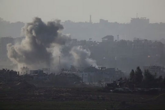 Israel không kích Gaza trước ngừng bắn