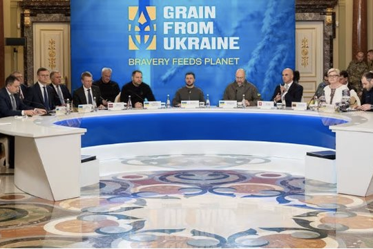 Ukraine tăng cường phòng không để bảo vệ xuất khẩu ngũ cốc