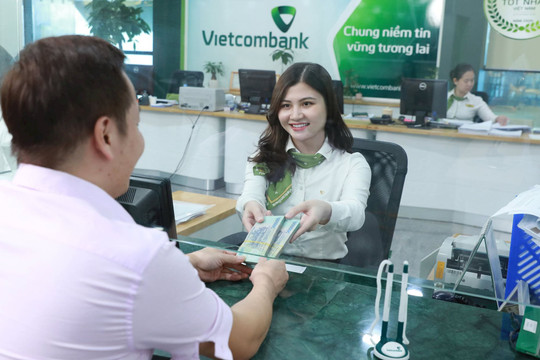 Lãi suất huy đánh bài casino trực tuyếnng của Vietcombank thấp nhất hệ thống