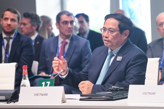 Thủ tướng Phạm Minh Chính: Đã đến lúc chuyển đổi điện than sang nguồn năng lượng sạch hơn