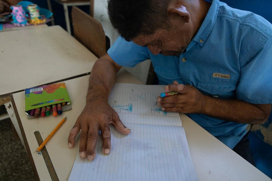 Bữa ăn học đường: Cơ hội đến trường với người nghèo ở Venezuela
