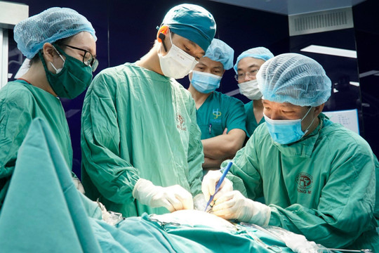 Bác sĩ Hà Nội góp thêm phương pháp phẫu thuật ngang tầm thế giới