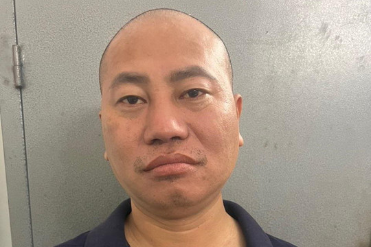 Bắt tạm giam Nguyễn Minh Phúc vì hành vi lừa đảo