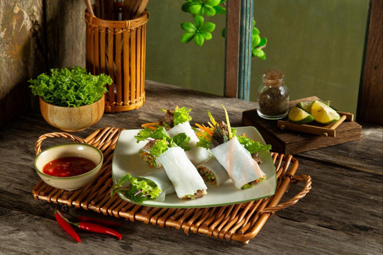 Mẹt Vietnamese Restaurant & Vegetarian Food - chuỗi nhà hàng hút khách ở phố cổ Hà Nội