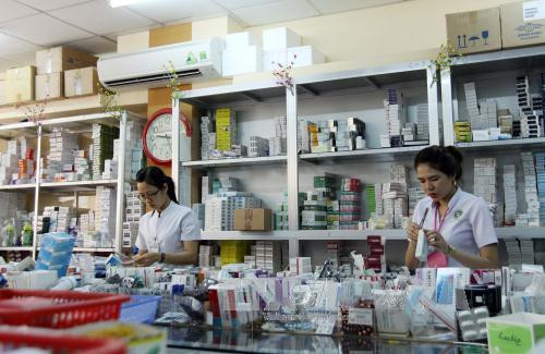 Quy định mới về trách nhiệm kê khai giá thuốc của cơ sở kinh doanh dược