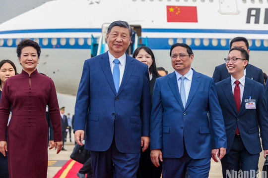 Tổng Bí thư, Chủ tịch Trung Quốc Tập Cận Bình đến Hà Nội, bắt đầu chuyến thăm cấp Nhà nước tới Việt Nam