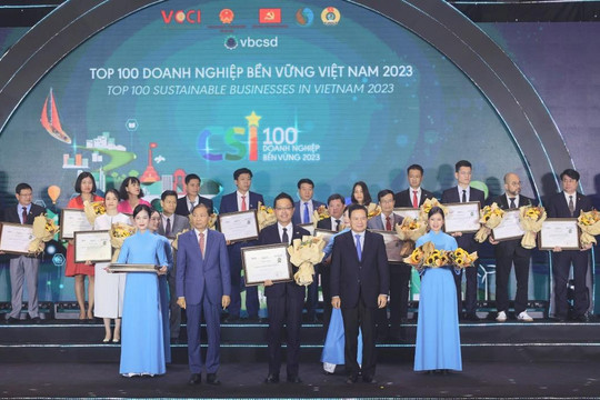 Acecook Việt Nam được vinh danh Top 100 doanh nghiệp phát triển bền vững năm 2023