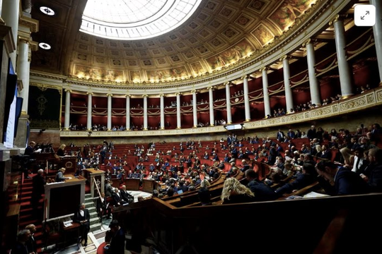 Pháp: Các nhà lập pháp đạt thỏa thuận về dự luật nhập cư gây tranh cãi