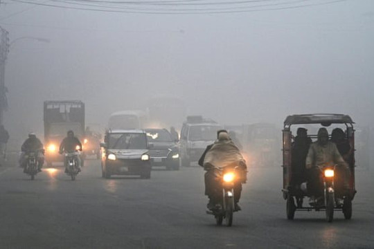 Pakistan sử dụng mưa nhân tạo nhằm giảm mức độ ô nhiễm không khí