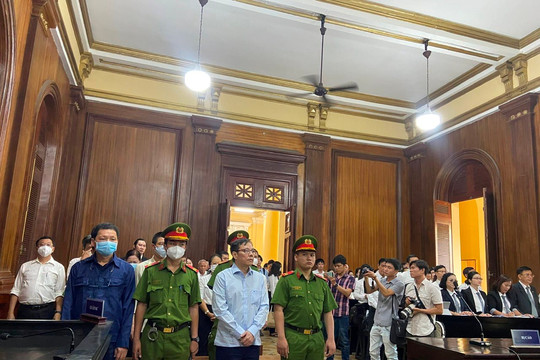 Tuyên phạt nguyên Chủ tịch HĐQT Saigon Co.op 10 năm tù