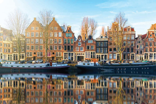 Amsterdam - “viên ngọc phương Bắc”