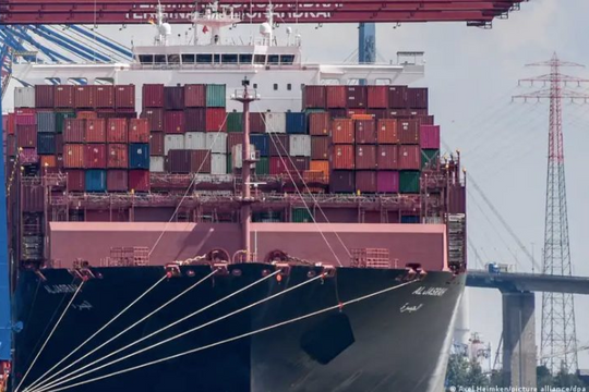 Thương mại toàn cầu giảm 1,3% do bất ổn ở Biển Đỏ