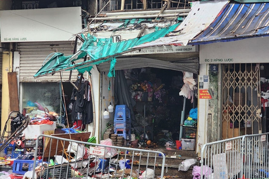 Hoàn Kiếm: Khẩn trương hỗ trợ nạn nhân vụ cháy ở phố Hàng Lược