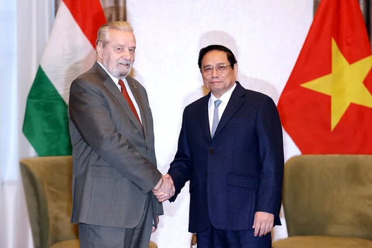 Thủ tướng Chính phủ Phạm Minh Chính tiếp lãnh đạo Hội Hữu nghị và lãnh đạo các đảng của Hungary