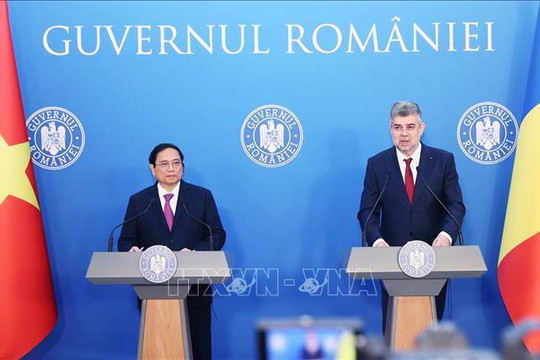 Thủ tướng Phạm Minh Chính và Thủ tướng Romania họp báo sau hội đàm