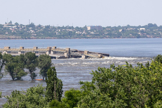 Ukraine duy trì hiện diện ở tả ngạn sông Dnipro